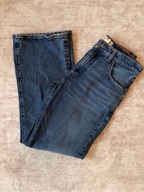 Madewell Medium Wash Relaxed boot cut Jean